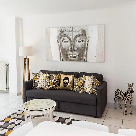 Apartment in Brussels, Degroux by Homenhancement SA Buitenkant foto