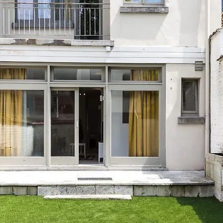 Apartment in Brussels, Degroux by Homenhancement SA Buitenkant foto