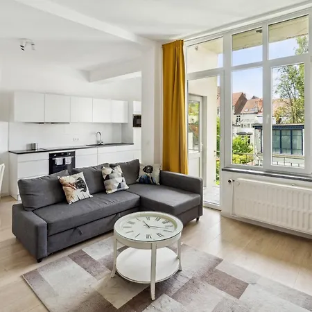 Apartment in Brussels, Degroux by Homenhancement SA Buitenkant foto